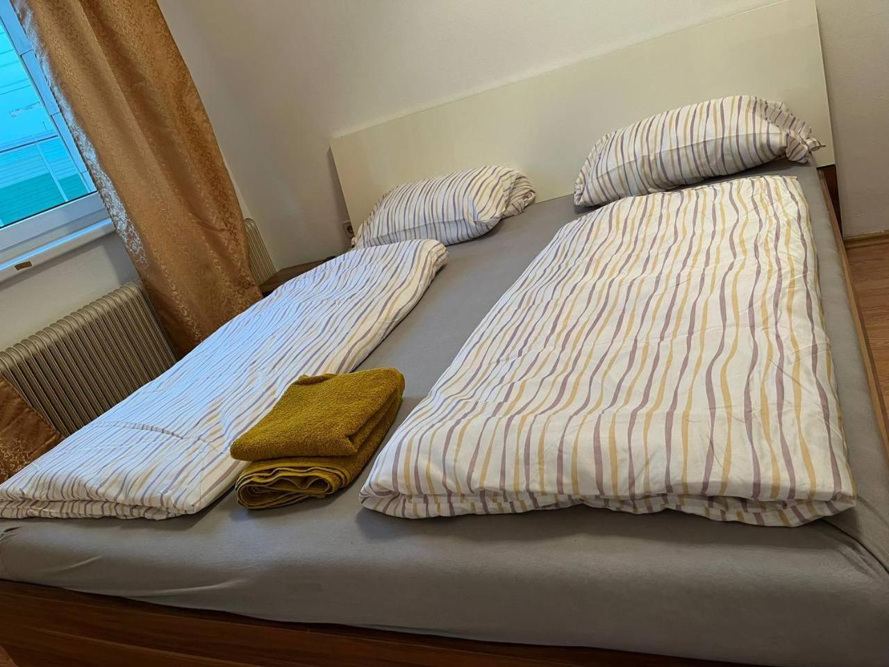 Cozy Rooms In An Elegant House เวียนนา ภายนอก รูปภาพ